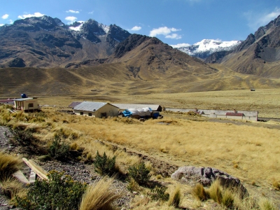 129 Abra La Raya Altiplano Peru 2949 (bobistraveling)  [flickr.com]  CC BY 
Información sobre la licencia en 'Verificación de las fuentes de la imagen'