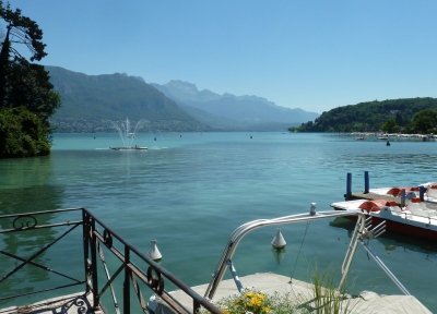 Lac d\\\'Annecy (Jussarian)  [flickr.com]  CC BY-SA 
Información sobre la licencia en 'Verificación de las fuentes de la imagen'