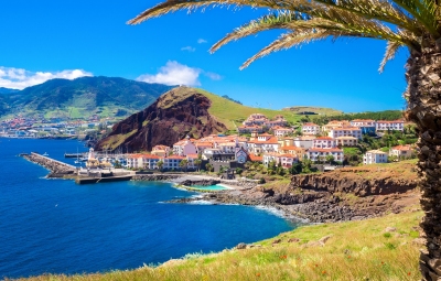 Quinta de Lorde resort Madeira (cristianbalate /stock.adobe.com)  lizenziertes Stockfoto 
Información sobre la licencia en 'Verificación de las fuentes de la imagen'