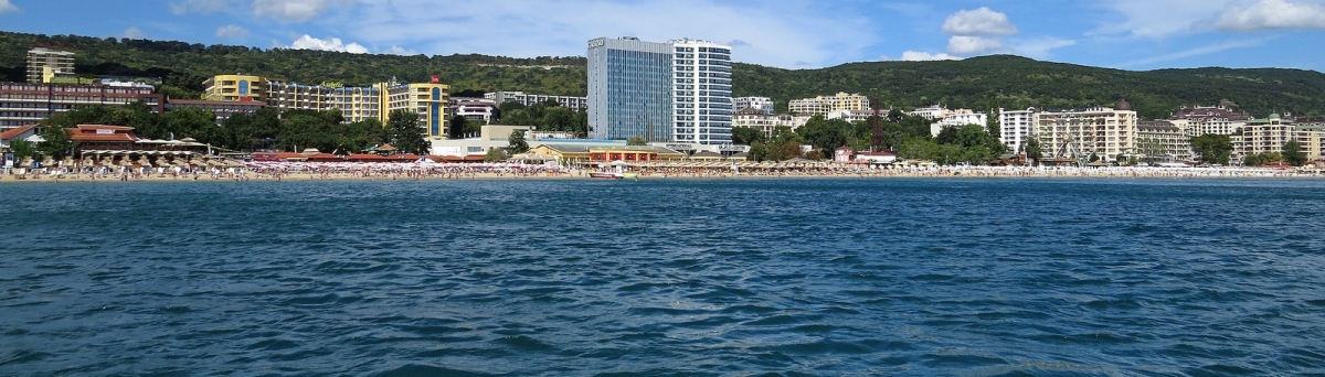 A view of the Golden Sands resort (AP4P1190) (Alexandru Panoiu)  [flickr.com]  CC BY 
Información sobre la licencia en 'Verificación de las fuentes de la imagen'