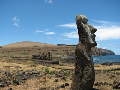 Ahu Tongariki (Jean Delard de Rigoulières)  [flickr.com]  CC BY-ND 
Información sobre la licencia en 'Verificación de las fuentes de la imagen'