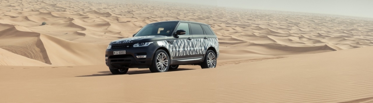All New Range Rover Sport | Hot Weather Testing | Dubai (Land Rover MENA)  [flickr.com]  CC BY 
Información sobre la licencia en 'Verificación de las fuentes de la imagen'