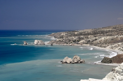 Aphrodite's Rocks, Cyprus (Colin Moss)  [flickr.com]  CC BY-ND 
Información sobre la licencia en 'Verificación de las fuentes de la imagen'