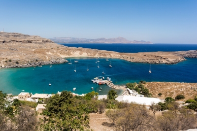 Boat trip to Lindos (46 of 92) (Andy Sim)  [flickr.com]  CC BY-SA 
Información sobre la licencia en 'Verificación de las fuentes de la imagen'