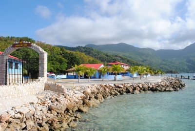 Club Orient - Labadee, Haiti (Lee Cannon)  [flickr.com]  CC BY-SA 
Información sobre la licencia en 'Verificación de las fuentes de la imagen'