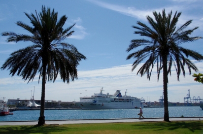El Crucero Grand Voyager en el puerto de Las Palmas de Gran Canaria. (El Coleccionista de Instantes  Fotografía & Video)  [flickr.com]  CC BY-SA 
Información sobre la licencia en 'Verificación de las fuentes de la imagen'