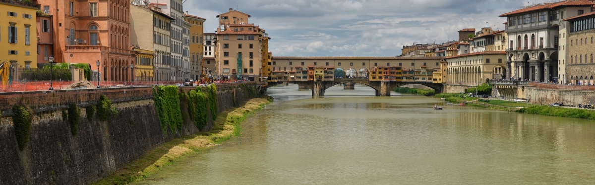 Florence - Ponte Vecchio (Patrick S.)  [flickr.com]  CC BY 
Información sobre la licencia en 'Verificación de las fuentes de la imagen'