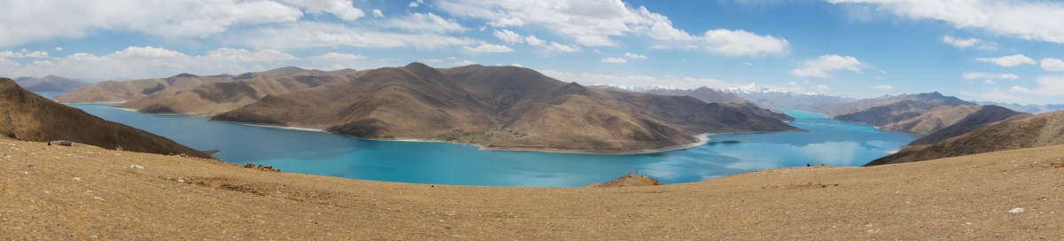 From Kambula Pass (Andrew and Annemarie)  [flickr.com]  CC BY-SA 
Información sobre la licencia en 'Verificación de las fuentes de la imagen'