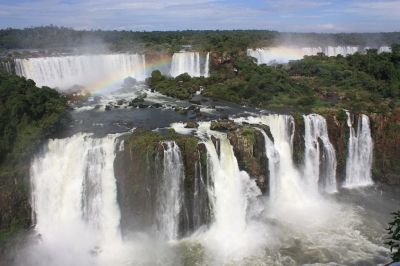 Iguaçu Falls (Arian Zwegers)  [flickr.com]  CC BY 
Información sobre la licencia en 'Verificación de las fuentes de la imagen'