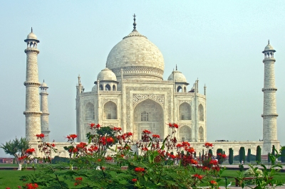 India-6117 - Taj Mahal (Dennis Jarvis)  [flickr.com]  CC BY-SA 
Información sobre la licencia en 'Verificación de las fuentes de la imagen'