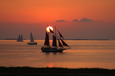 Key West SunSets (Serge Mashtakoff)  [flickr.com]  CC BY 
Información sobre la licencia en 'Verificación de las fuentes de la imagen'