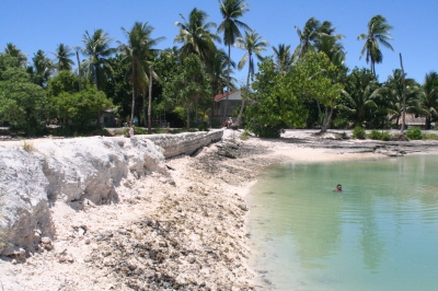 Kiribati 2009. Photo: Jodie Gatfield, AusAID (Department of Foreign Affairs and Trade)  [flickr.com]  CC BY 
Información sobre la licencia en 'Verificación de las fuentes de la imagen'
