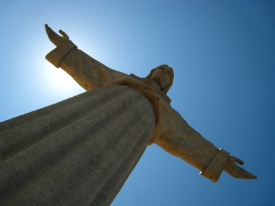 Lisboa - Cristo Rei (Harshil Shah)  [flickr.com]  CC BY-ND 
Información sobre la licencia en 'Verificación de las fuentes de la imagen'
