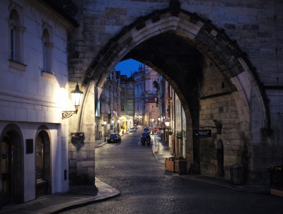 Mala Strana, Praha (Roman Boed)  [flickr.com]  CC BY 
Información sobre la licencia en 'Verificación de las fuentes de la imagen'