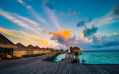 Maldives in the morning (Constance Halaveli Resort & Spa) (Mac Qin)  [flickr.com]  CC BY-ND 
Información sobre la licencia en 'Verificación de las fuentes de la imagen'