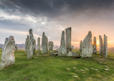 More Callanish Stones (Chris Combe)  [flickr.com]  CC BY 
Información sobre la licencia en 'Verificación de las fuentes de la imagen'