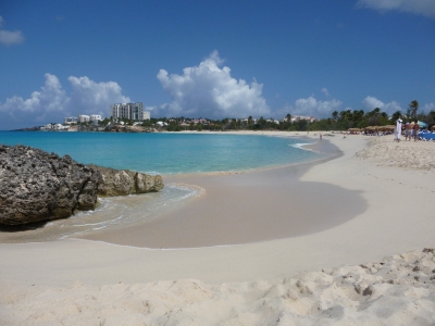 Mullet Bay, St Maarten, March 2013 (alljengi)  [flickr.com]  CC BY-SA 
Información sobre la licencia en 'Verificación de las fuentes de la imagen'