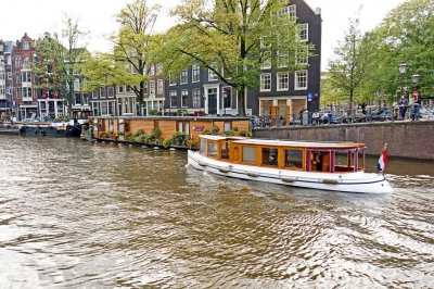 Netherlands-4481B - Boats of all Kinds (Dennis Jarvis)  [flickr.com]  CC BY-SA 
Información sobre la licencia en 'Verificación de las fuentes de la imagen'