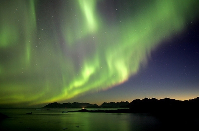 Northern Lights, Greenland (Nick Russill)  [flickr.com]  CC BY 
Información sobre la licencia en 'Verificación de las fuentes de la imagen'