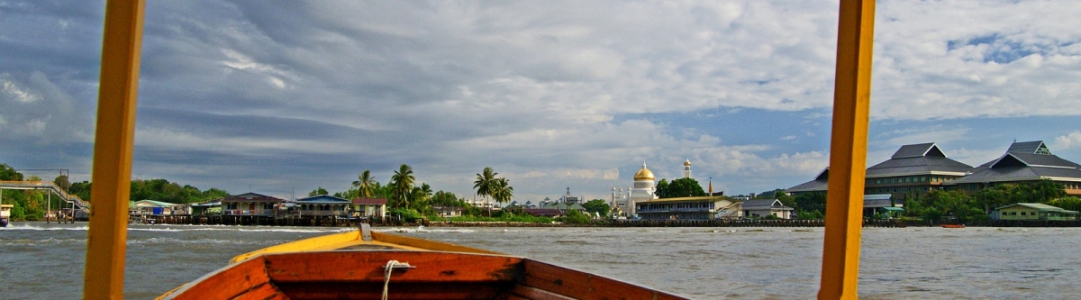 On the water. Brunei. (Bernard Spragg. NZ)  [flickr.com] 