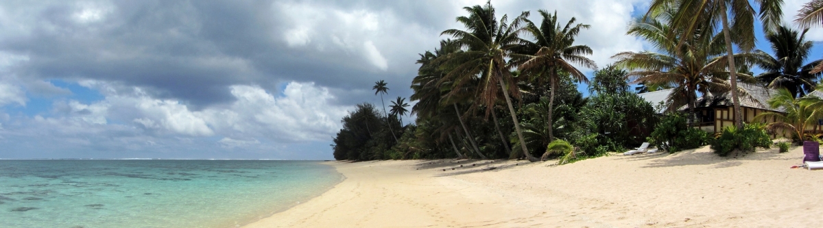 Palm Grove's Beach, Vaimaaga, Rarotonga (482077) (Robert Linsdell)  [flickr.com]  CC BY 
Información sobre la licencia en 'Verificación de las fuentes de la imagen'