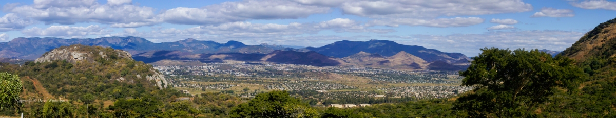 Panorama over Mutare (Derek Winterburn)  [flickr.com]  CC BY-ND 
Información sobre la licencia en 'Verificación de las fuentes de la imagen'