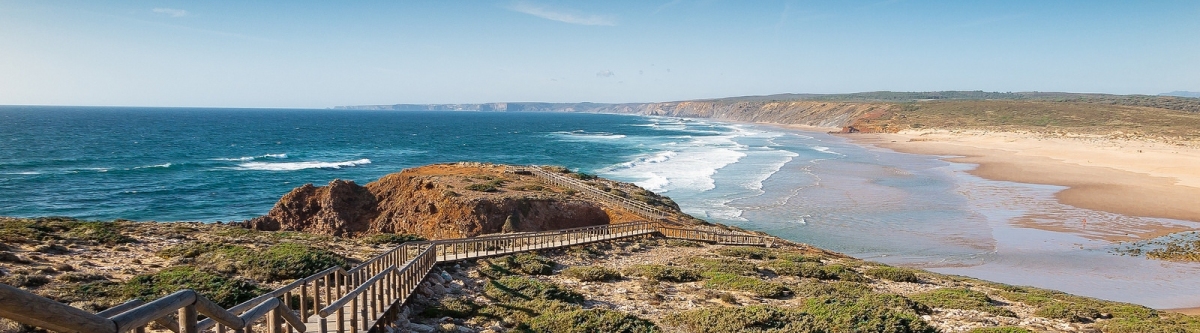 Praia da Bordeira (Paulo Valdivieso)  [flickr.com]  CC BY-SA 
Información sobre la licencia en 'Verificación de las fuentes de la imagen'