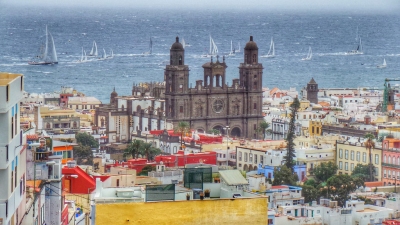 Salida de la regata ARC 2015 desde Las Palmas de Gran Canaria (El Coleccionista de Instantes  Fotografía & Video)  [flickr.com]  CC BY-SA 
Información sobre la licencia en 'Verificación de las fuentes de la imagen'