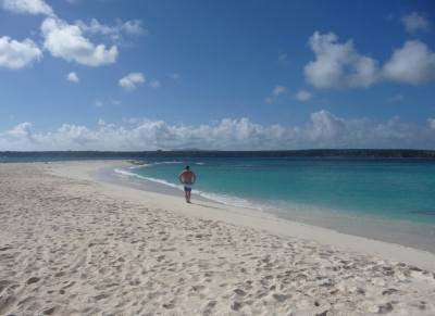 Sandy Island, Anguilla, March 2011 (alljengi)  [flickr.com]  CC BY-SA 
Información sobre la licencia en 'Verificación de las fuentes de la imagen'