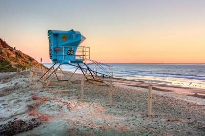 South Ponto Beach - Tower 20 (Chad McDonald)  [flickr.com]  CC BY-ND 
Información sobre la licencia en 'Verificación de las fuentes de la imagen'