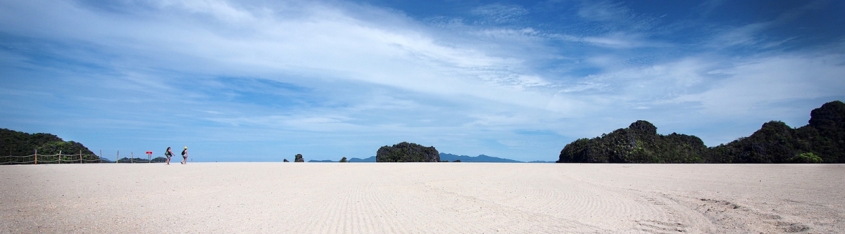 Tanjung Rhu Langkawi (akupunyahal)  [flickr.com]  CC BY-SA 
Información sobre la licencia en 'Verificación de las fuentes de la imagen'