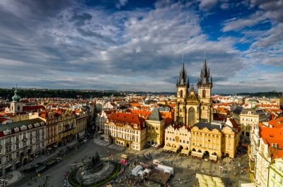 The Grand Old Town of Prague (mendhak)  [flickr.com]  CC BY-SA 
Información sobre la licencia en 'Verificación de las fuentes de la imagen'