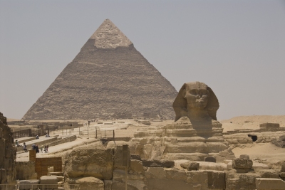 The Great Pyramid and Sphinx, Egypt (S J Pinkney)  [flickr.com]  CC BY 
Información sobre la licencia en 'Verificación de las fuentes de la imagen'