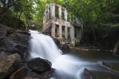 The Wilson Mill (davejdoe)  [flickr.com]  CC BY 
Información sobre la licencia en 'Verificación de las fuentes de la imagen'