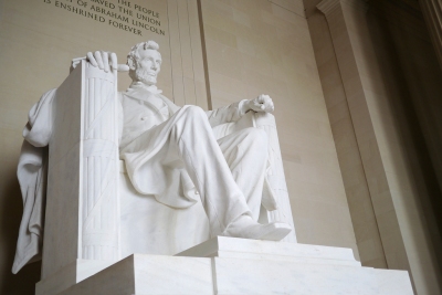 Washington DC - Lincoln memorial (Karlis Dambrans)  [flickr.com]  CC BY 
Información sobre la licencia en 'Verificación de las fuentes de la imagen'