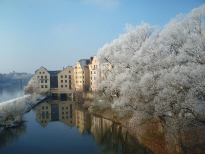 Winter reflections (Martin aka Maha)  [flickr.com]  CC BY-SA 
Información sobre la licencia en 'Verificación de las fuentes de la imagen'