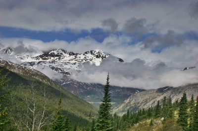 Yukon mountains (paweesit)  [flickr.com]  CC BY-ND 
Información sobre la licencia en 'Verificación de las fuentes de la imagen'